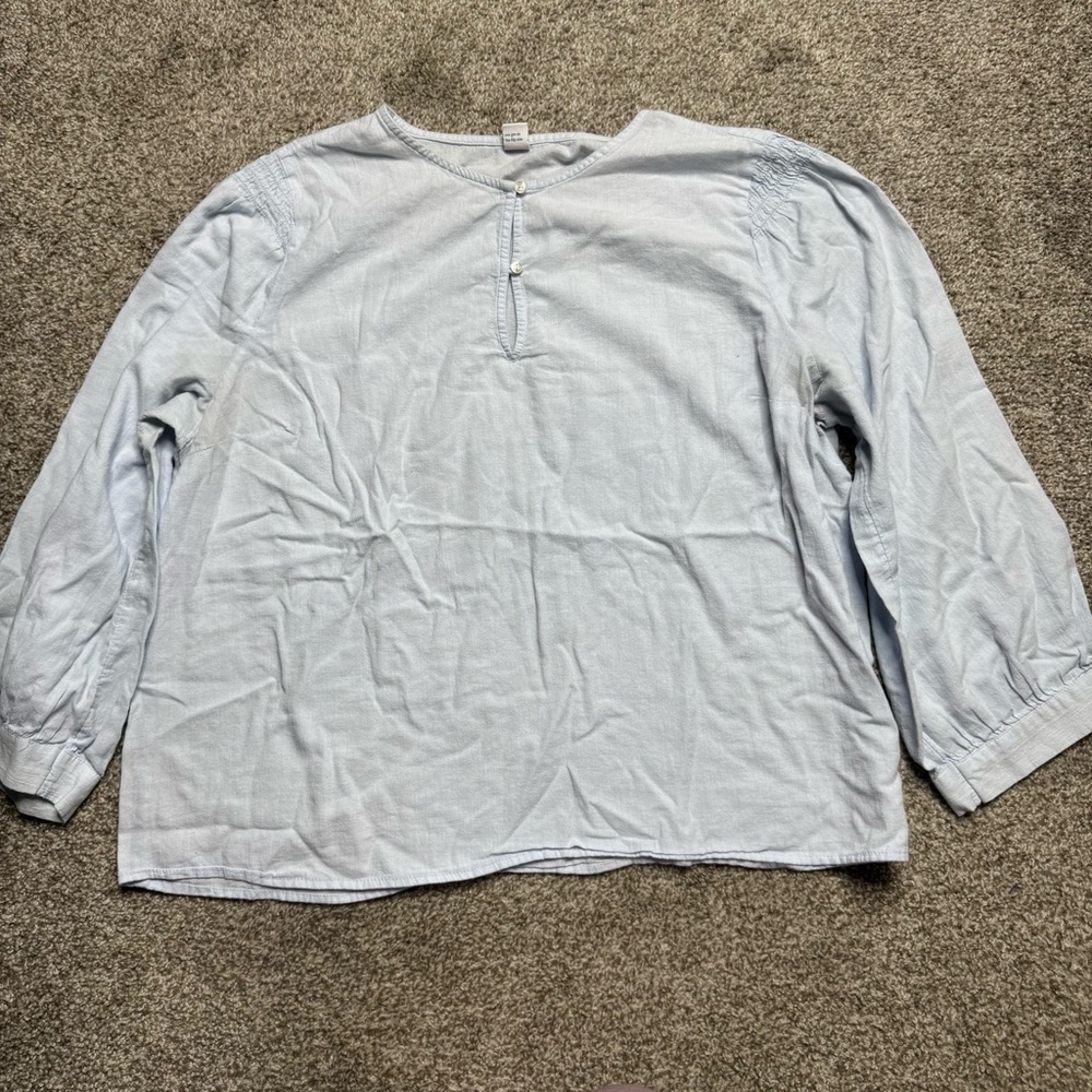 Old navy blouse